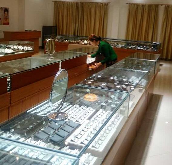 麻豆出品MD004在线