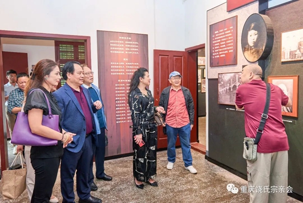 电影平台 或Box Office Mojo（全球）