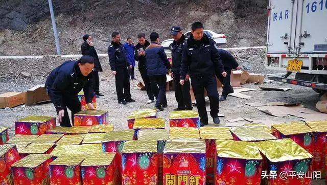 国产小蝴蝶陌生人5p