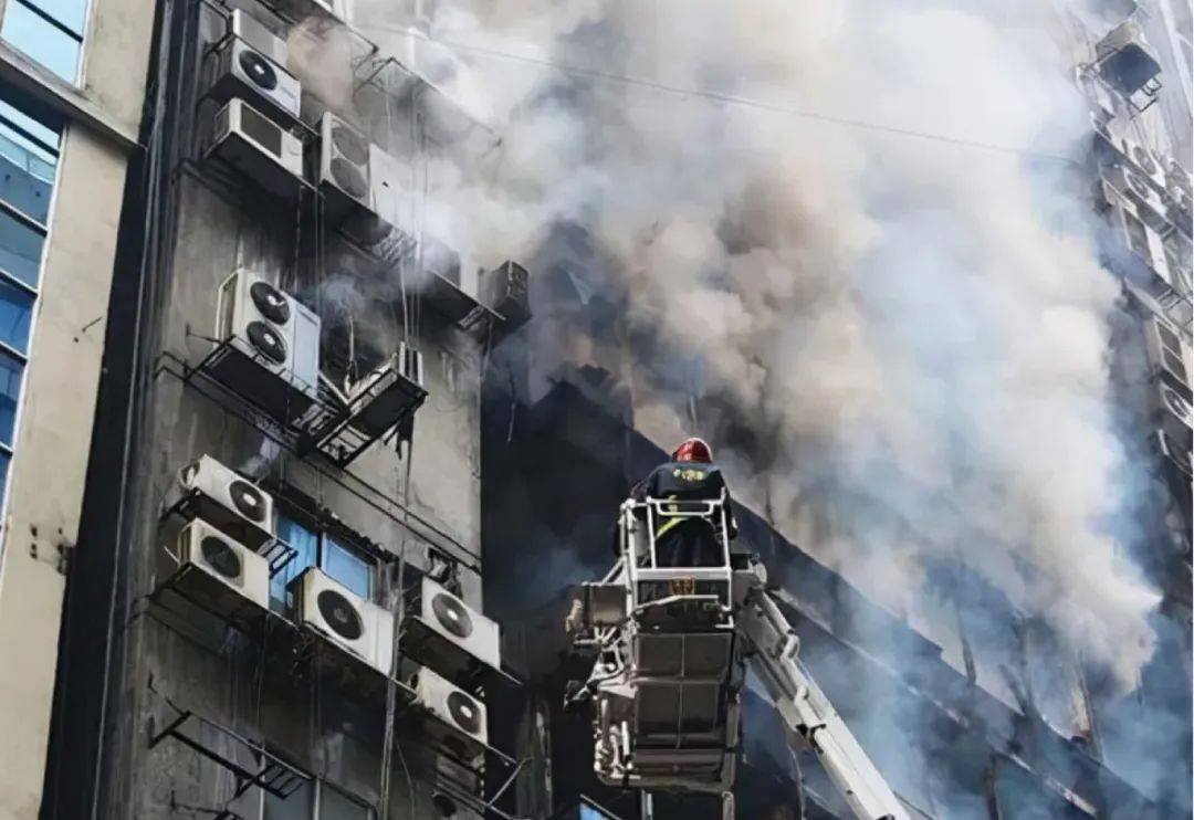 定制热舞在线观看 “【舞种】+ 现场”等关键词