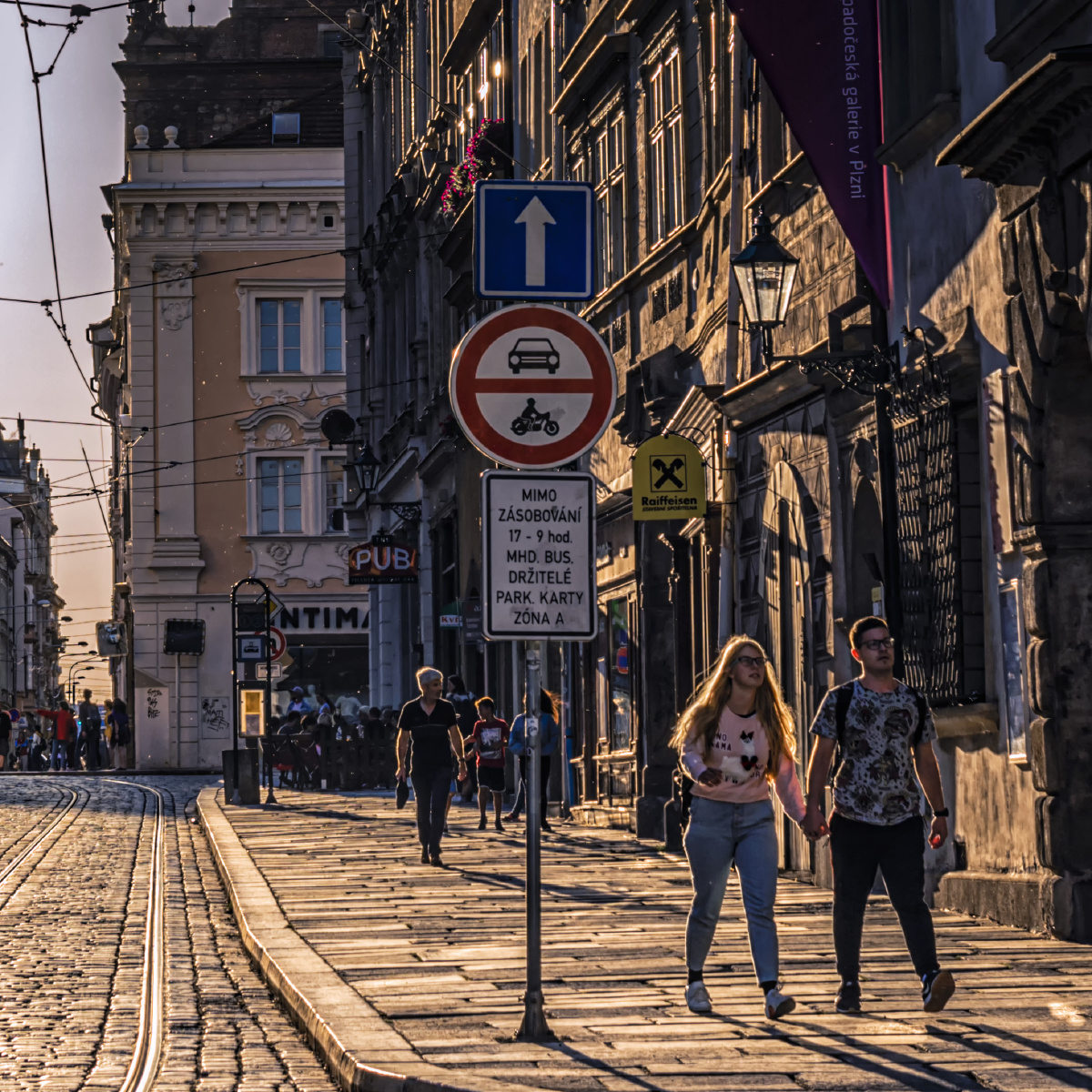 h0930正在播放 我会尽力为你提供帮助