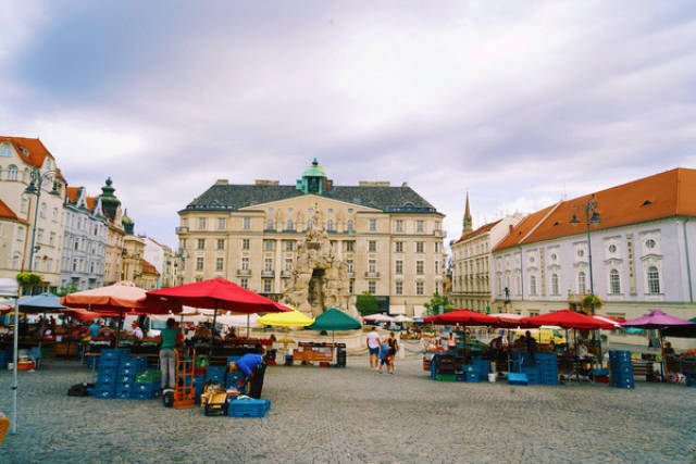 亚洲精品91天天久久人人