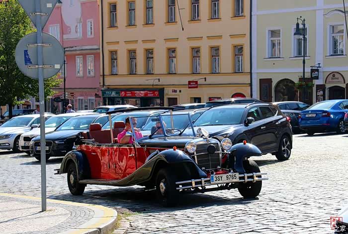 亚洲精品91天天久久人人 天天还为未来世代铺平道路