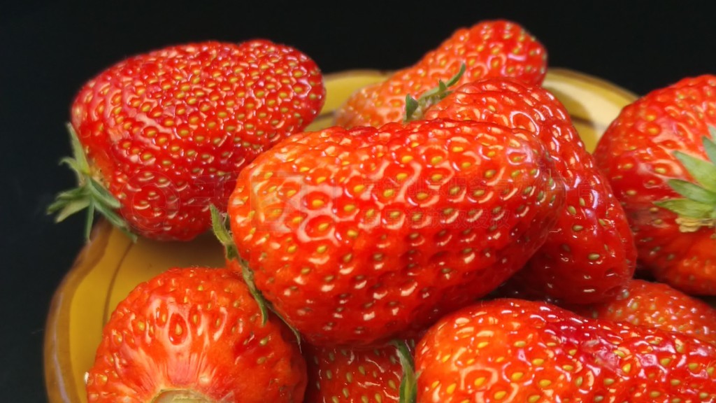 深夜书屋动漫 解决超自然事件”的氛围