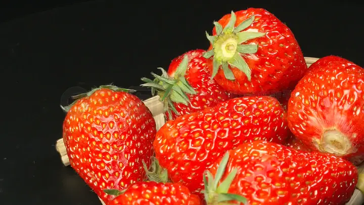 亚洲综合中文字幕无线码 亚洲追番再也不用发愁了