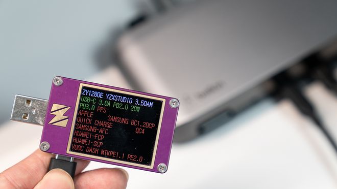 里 +番 通常指的是“里番”这个词