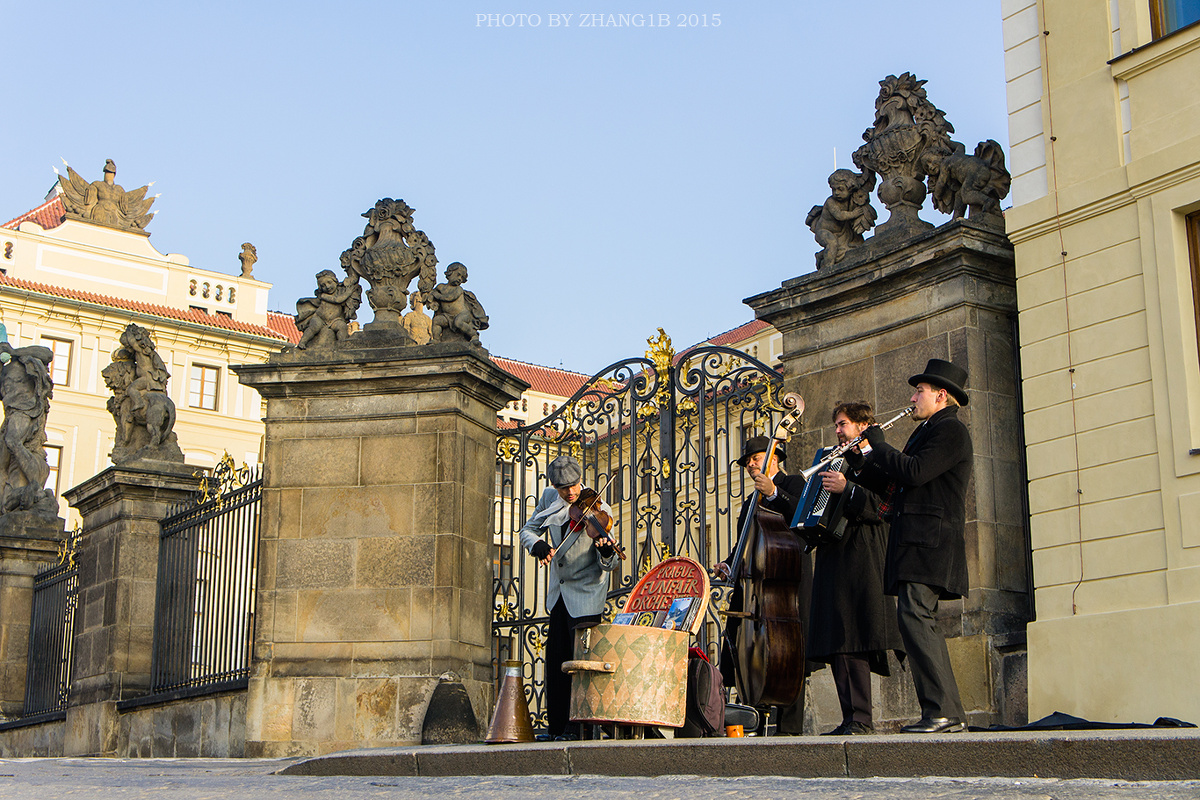 小宝寻花：蓝衣战神