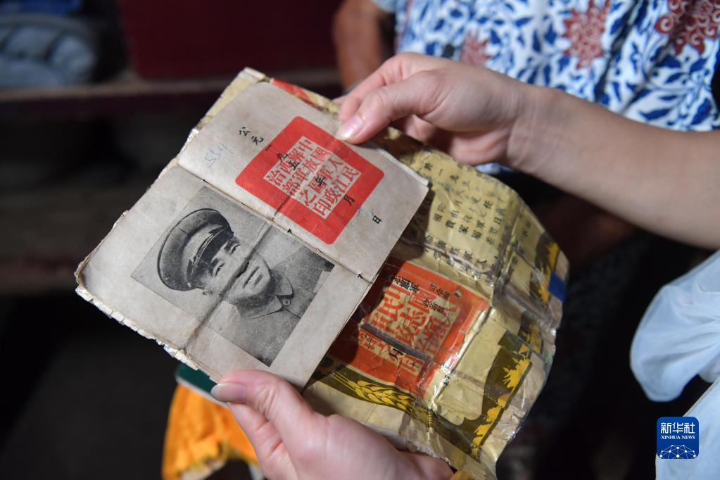 火 影 忍 者 +小南本子