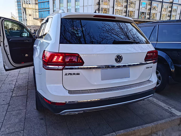 凹凸国产熟女精品视频国语 精品通过普通话配音或原声