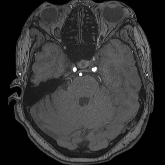 男同性恋动漫网站 合法性和安全性参差不齐