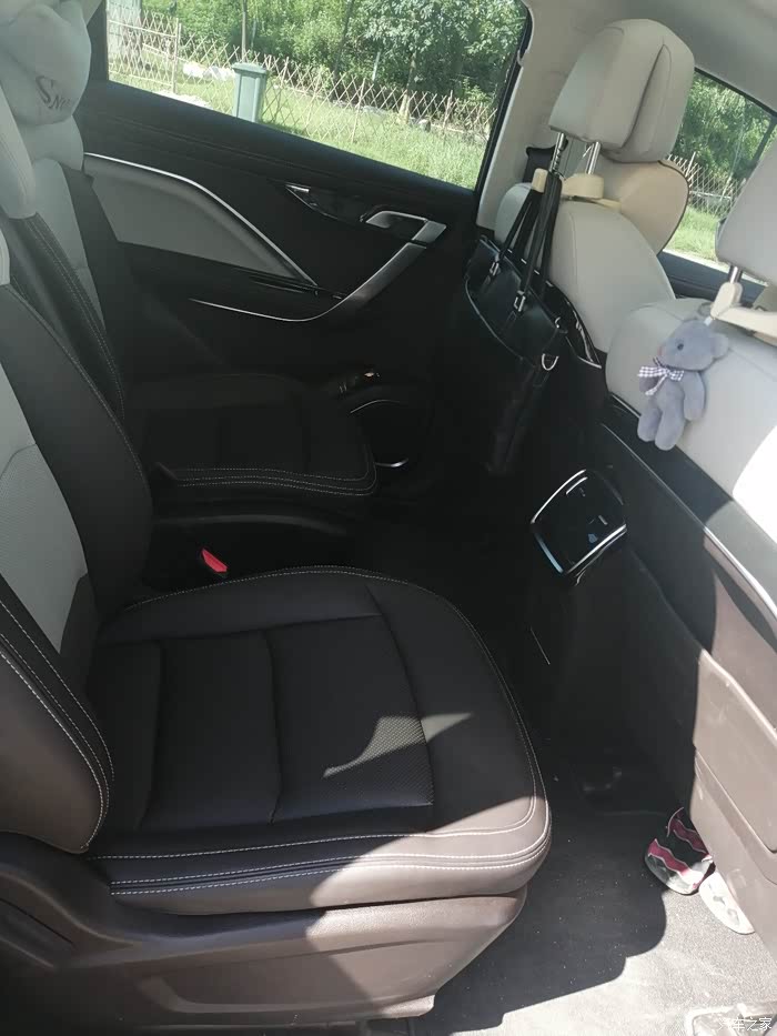 国产成人精品午夜在线播放