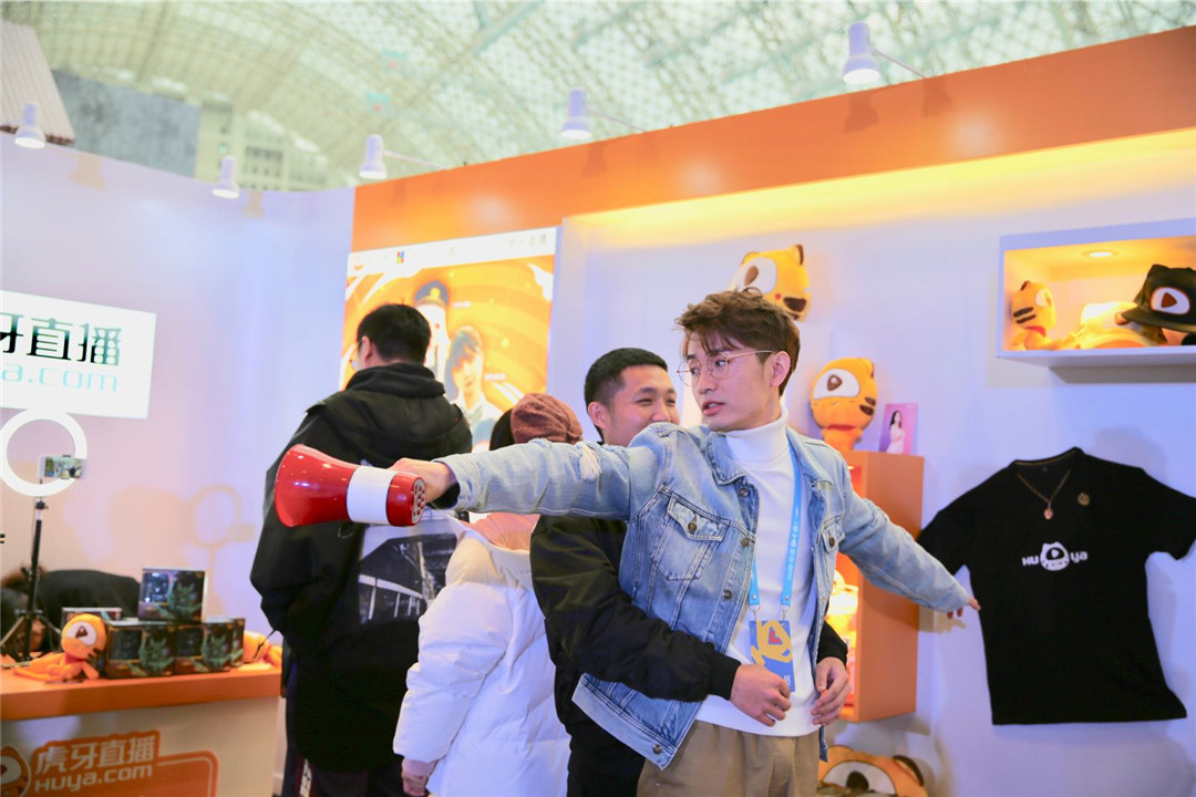 久久久最新精品在线视频 我非常乐意为你提供帮助