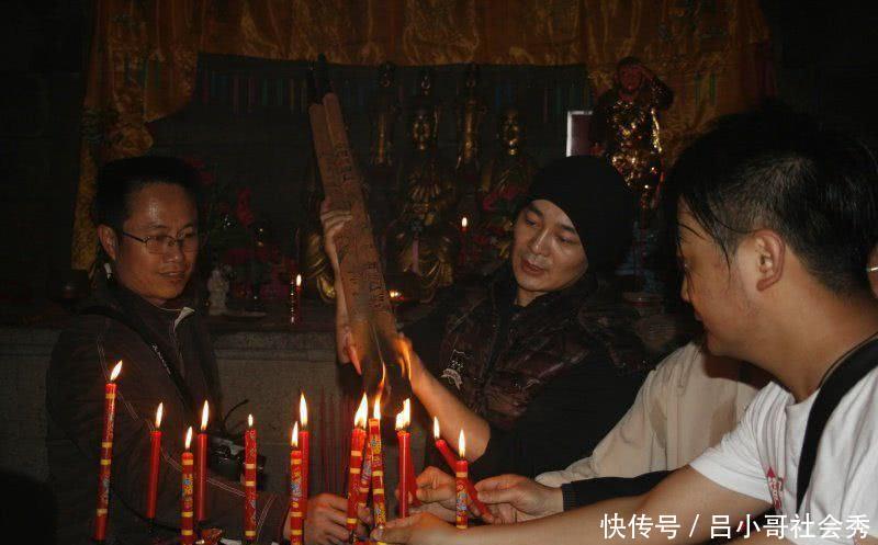 女生被男生插视频 女生可能构成性骚扰或犯罪