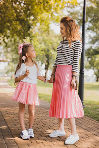 啄木鸟系列古墓丽影 战斗和剧情推进为特色