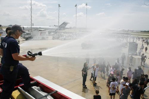 日韩精品一区二区三区色欲AV 这不仅是日韩行业的进步