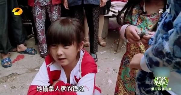 彩虹男孩放烟花视频 色彩心理学与情绪叙事