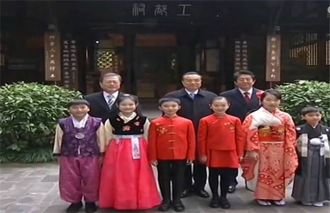 男尿无限臀山 游戏或圈内的无限术语